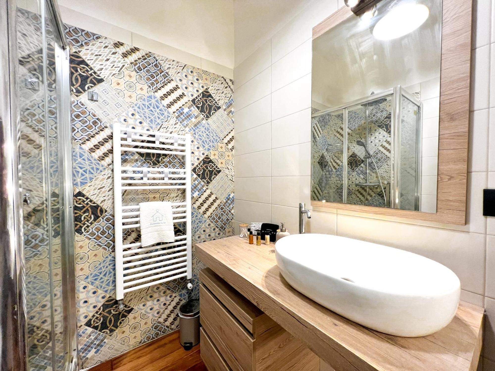 Unique House - 3 Bedrooms & 2 Bathrooms With 4 Beds - 100 Meters To The Metro A روما المظهر الخارجي الصورة