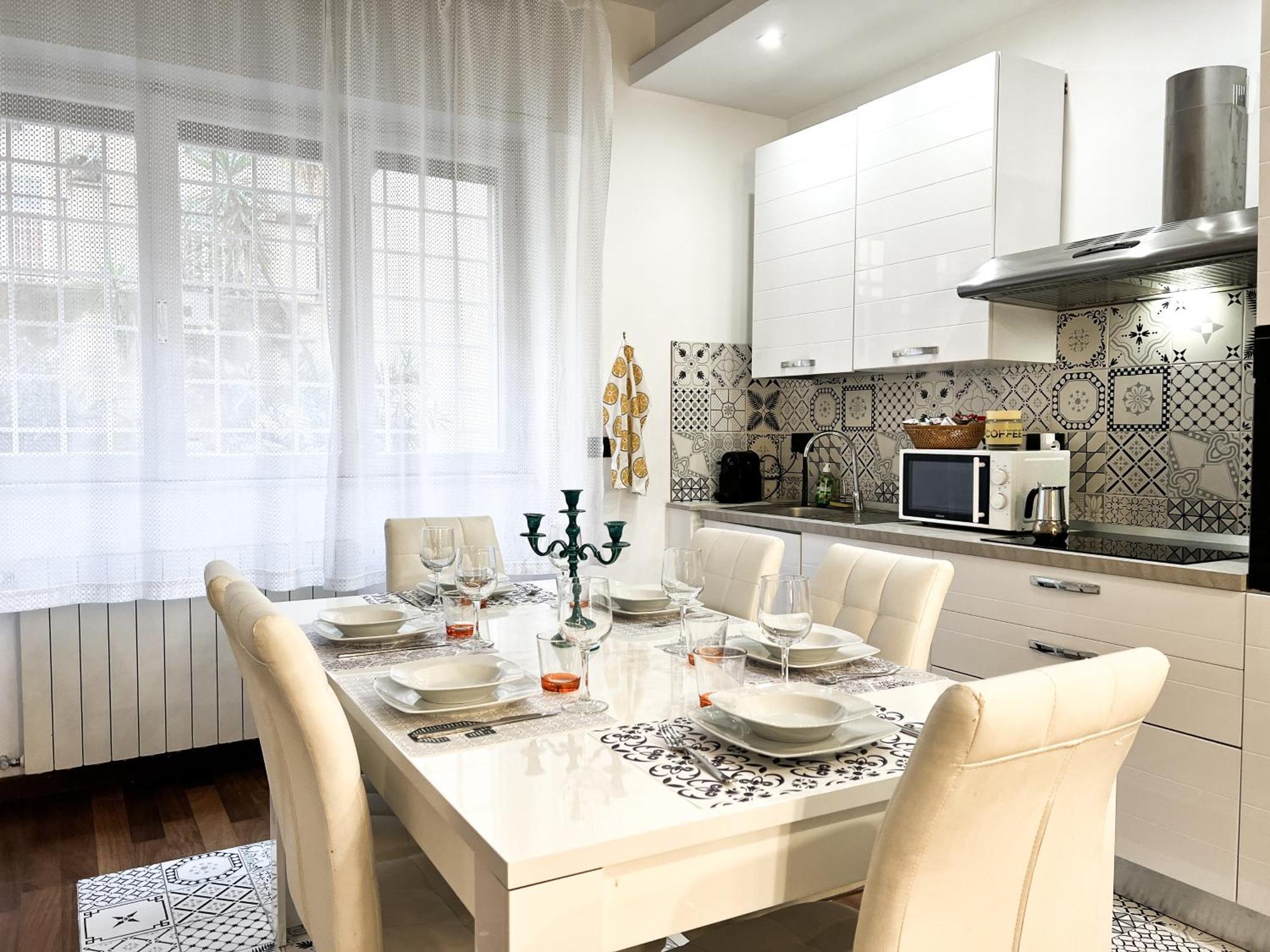 Unique House - 3 Bedrooms & 2 Bathrooms With 4 Beds - 100 Meters To The Metro A روما المظهر الخارجي الصورة